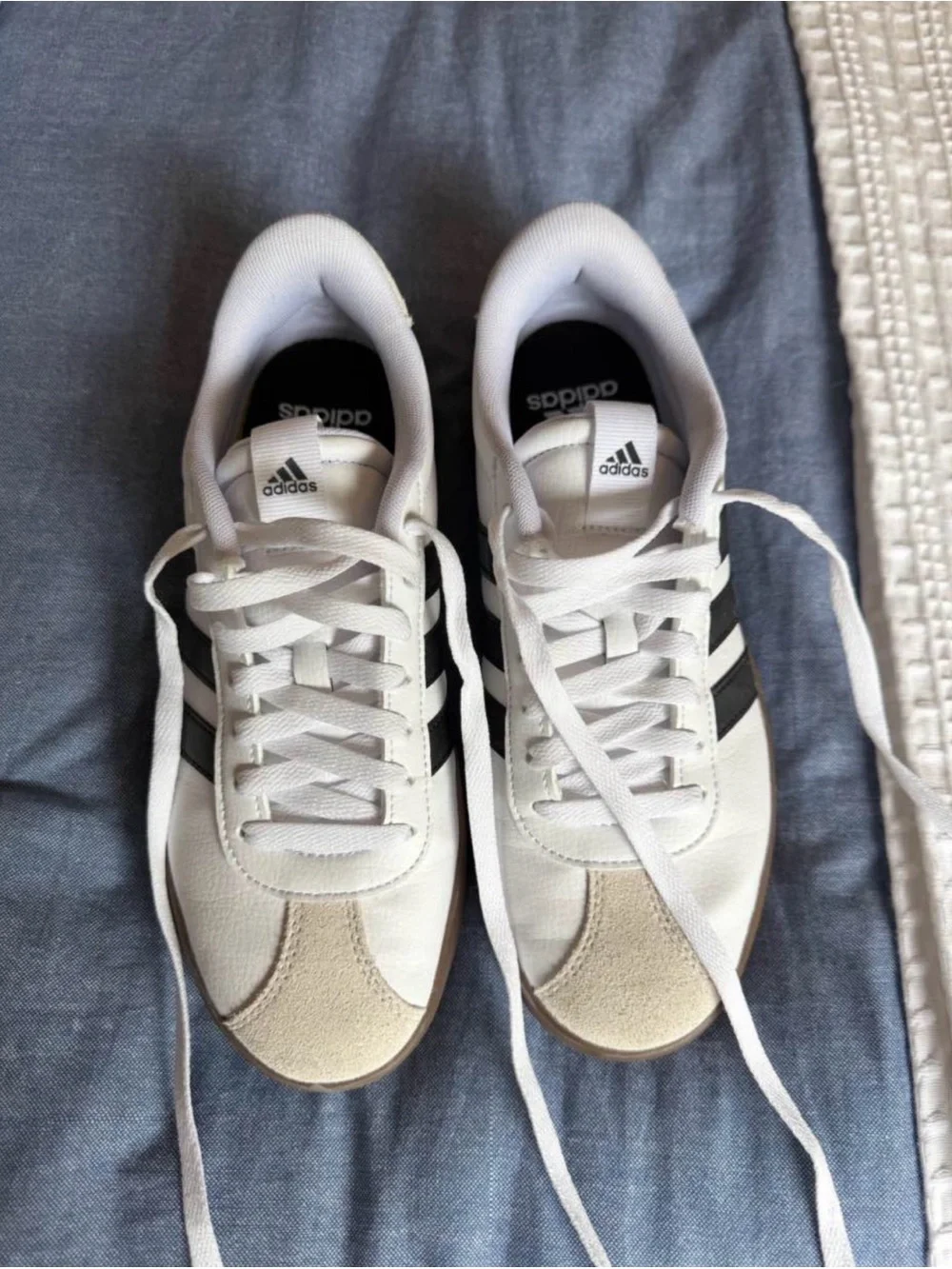 adidas Women’s White Sneakers with Black Stripes and Beige Toe